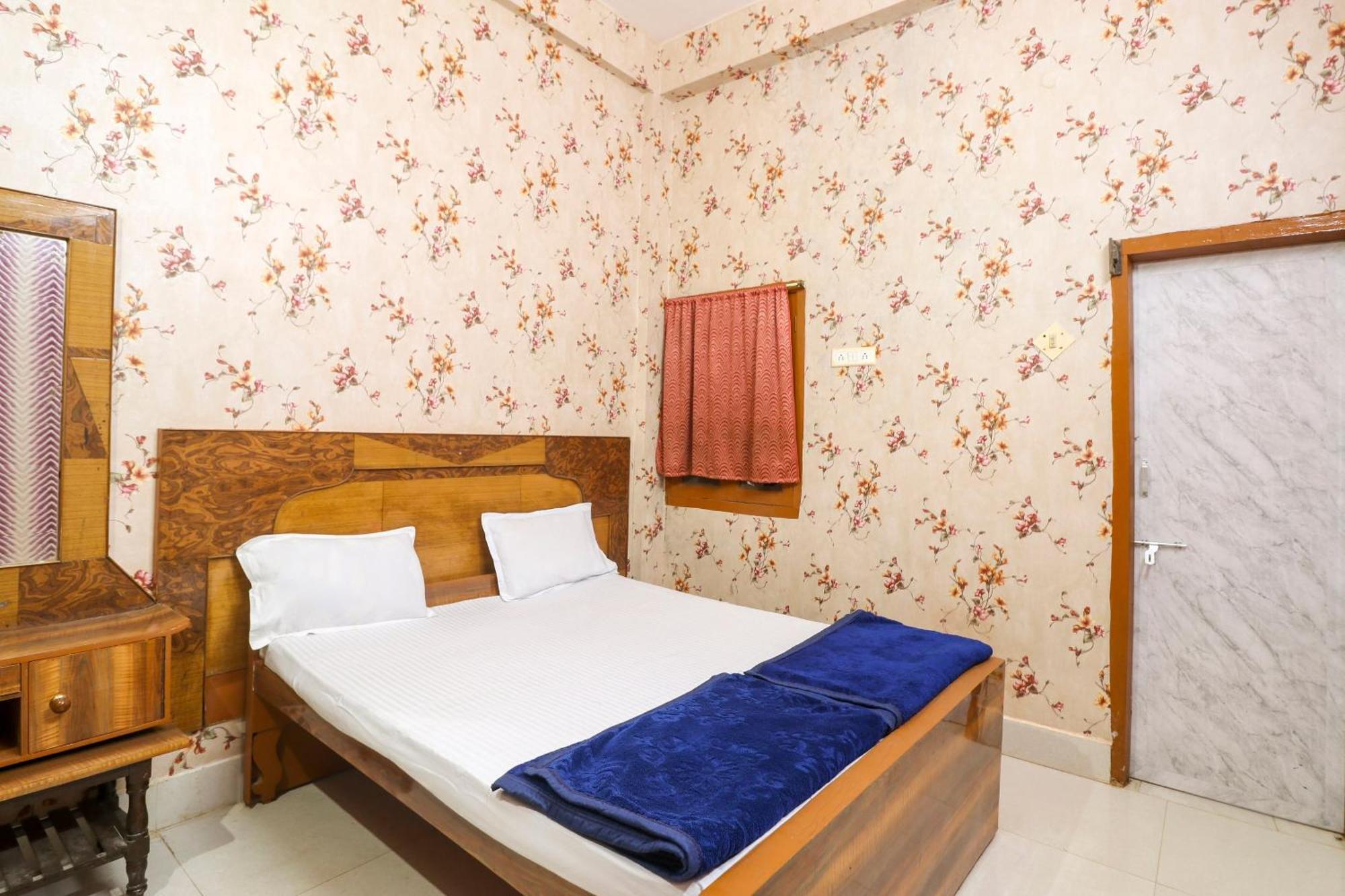 Spot On Hotel Poonam Jagdalpur Экстерьер фото